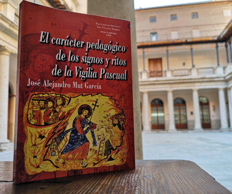 Presentan en la Universidad Católica de Valencia el libro Dios