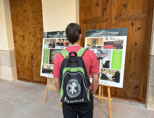 La Facultad de Teología inaugura una exposición histórica con motivo de los 50 años de su creación