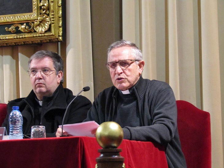 Juan Miguel Díaz Rodelas comenta la traducción del nuevo Misal Romano